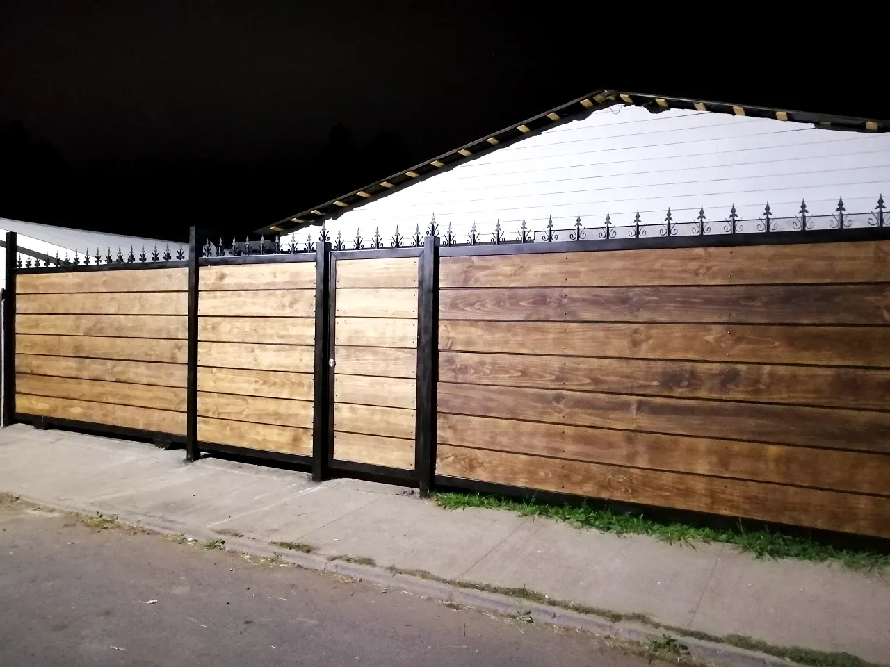 Instalación, Reparación y Mantenimiento de Portones